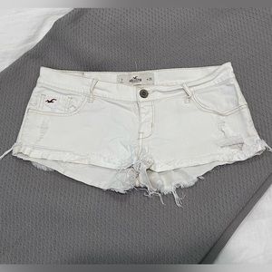 Hollister Women’s White Denim Shorts